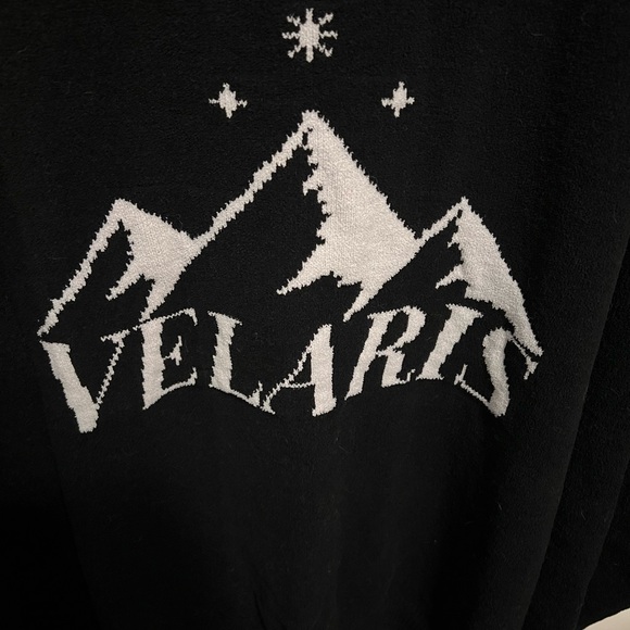 Velaris ACOTAR Sweater - Picture 3 of 5